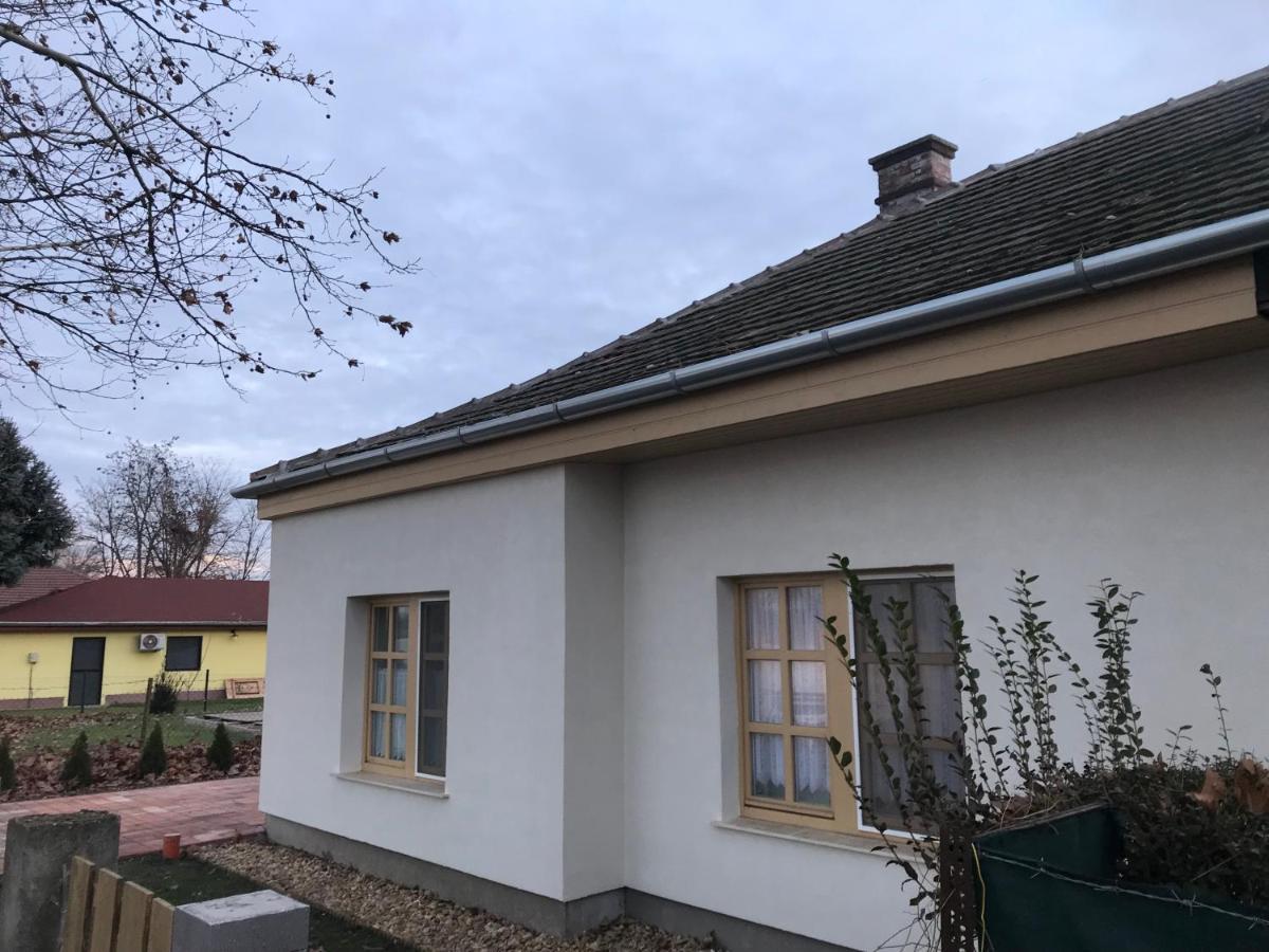 Neptun2 Apartman Domsod Extérieur photo