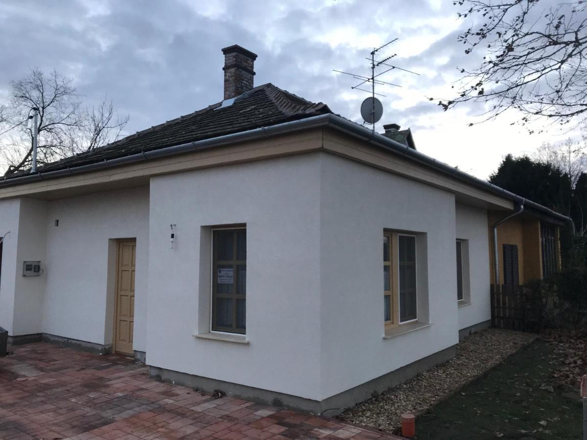 Neptun2 Apartman Domsod Extérieur photo